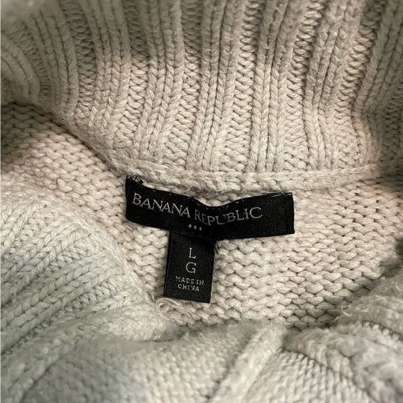 BANANA Republic 100% Cotton Light Grey Button CableKnit Sweater Large - Picture 5 of 6
